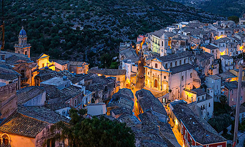 Stay and explore in old-town Ibla italy photo workshops